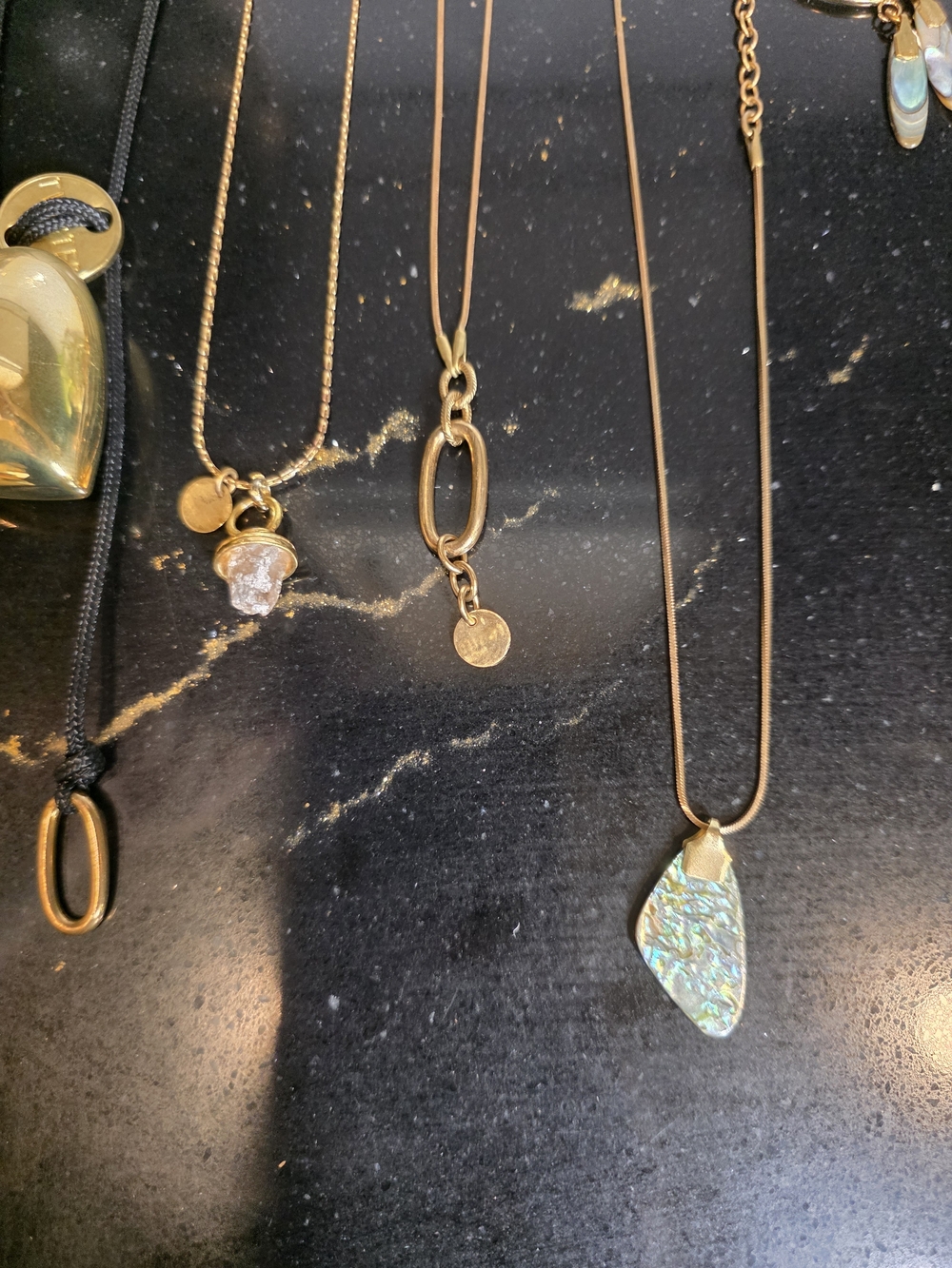 Gold And Siler  Tone Women's Necklace, Bracelet And Earring Bundle - Picture 5 of 7